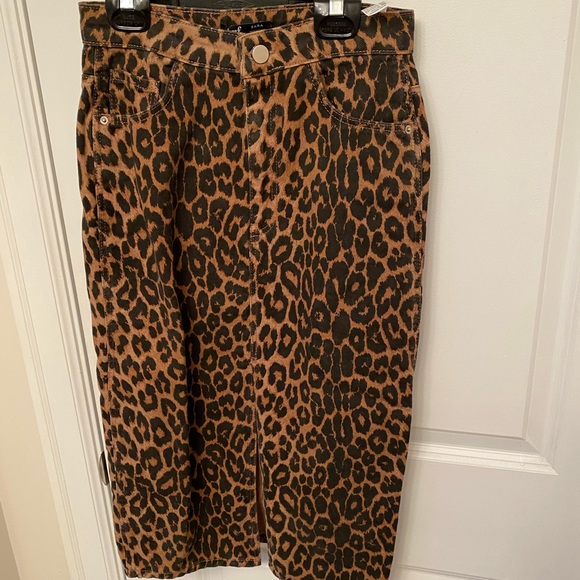 Zara denim pencil skirt - Picture 1 of 3